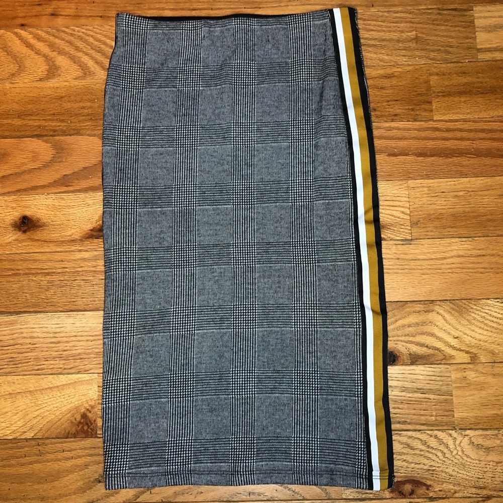Zara Plaid Pencil Skirt